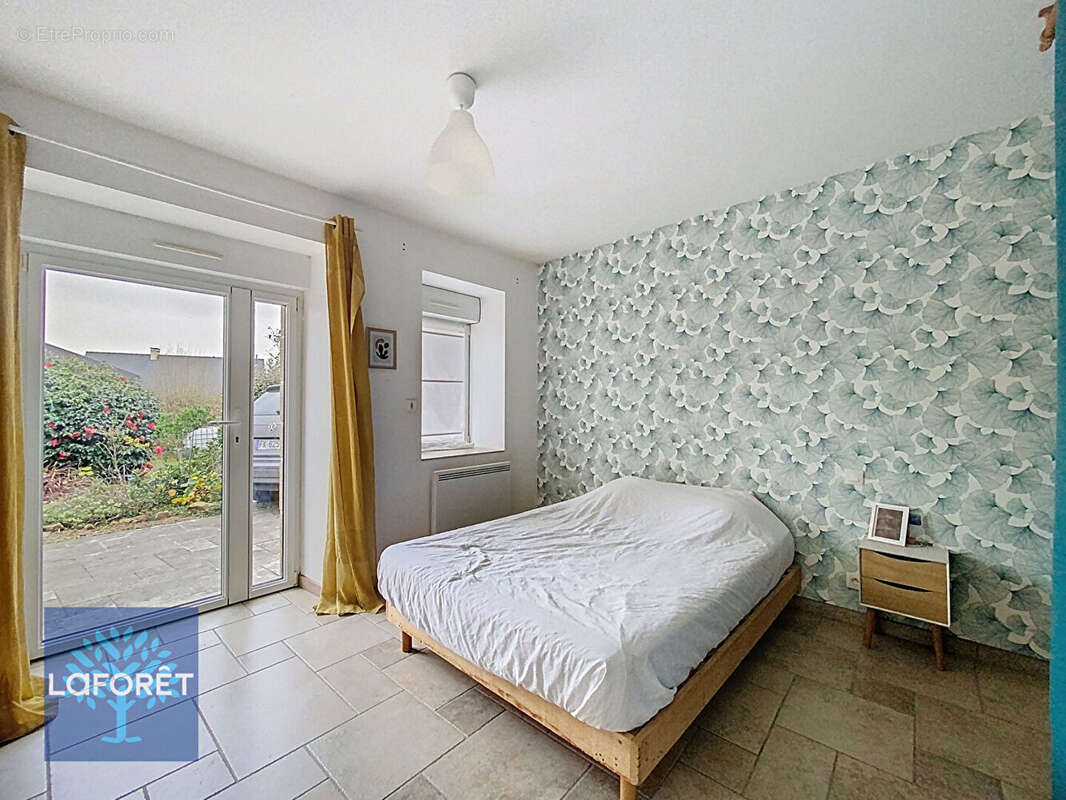 Maison à SAINT-CHRISTOPHE-DES-BOIS