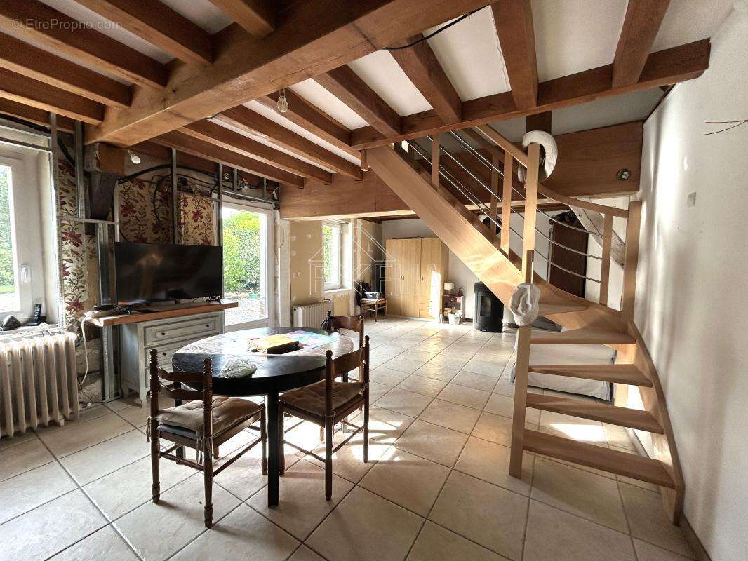 Maison à LA BOISSIERE