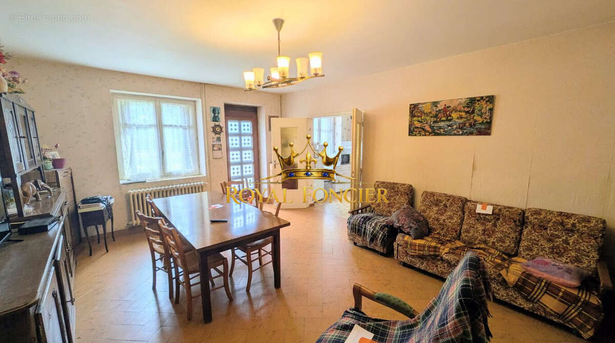 Maison 104 m² à Noyant-De-Touraine  - photo 5