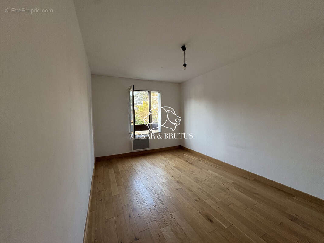 Appartement à LYON-9E