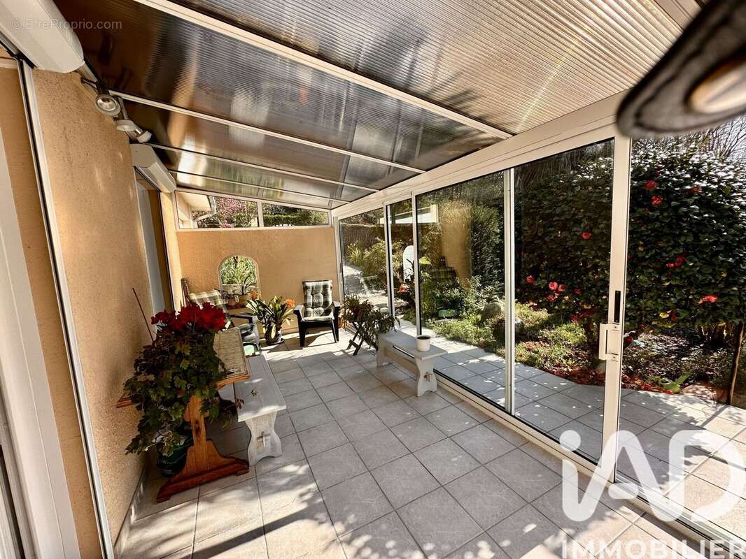 Photo 9 - Maison à JUILLAN