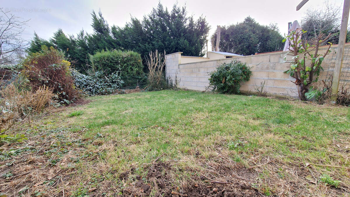 Pavillon familial 4 chambres avec jardin et garage a puiseux en france - a saisir ! - photo 9