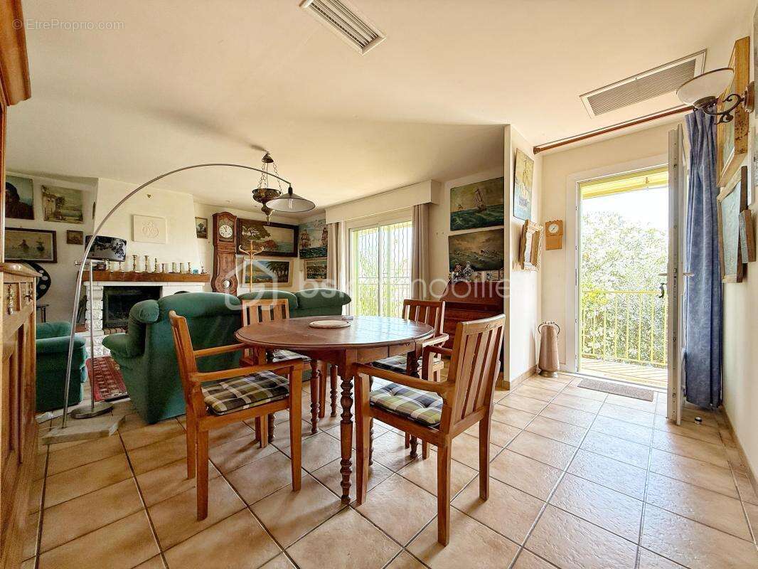  montady – villa 184 m² – 2 appartements – terrain 367 m² – garage – panneaux solaires - photo 16