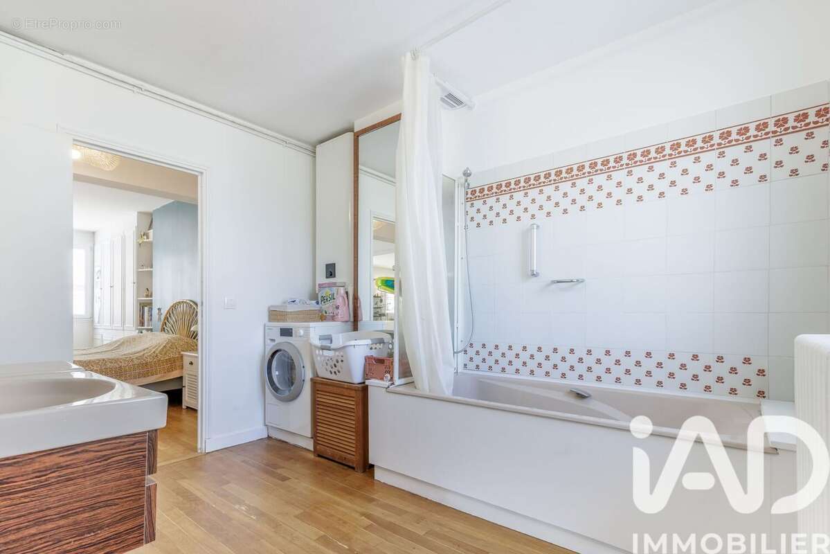 Photo 8 - Appartement à VERSAILLES