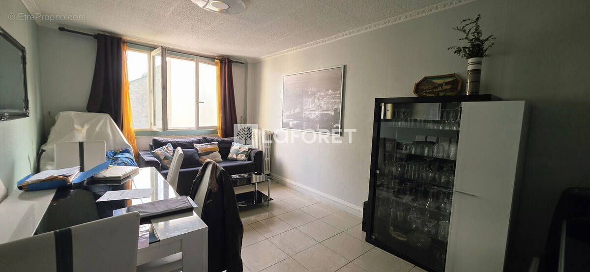 Appartement à SAINT-DENIS