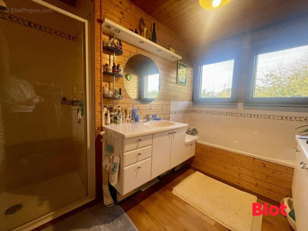 Maison à PLELAN-LE-GRAND