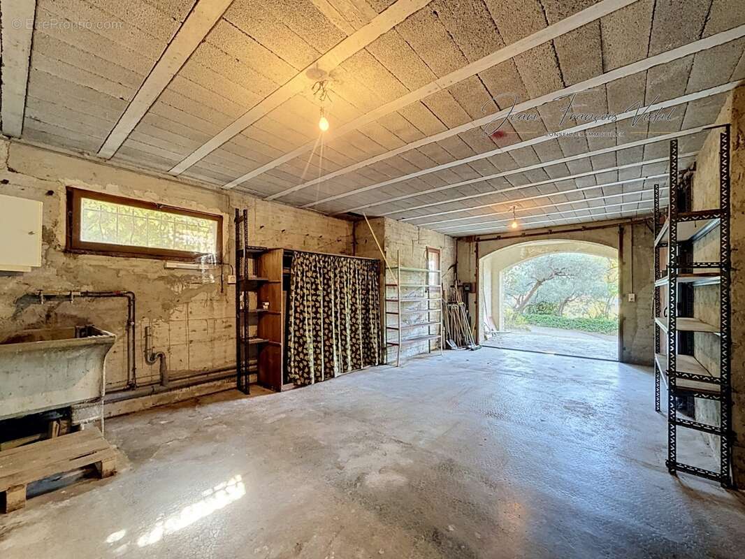 Nyons, maison à vendre: Le véritable luxe commence par l’emplacement - photo 17