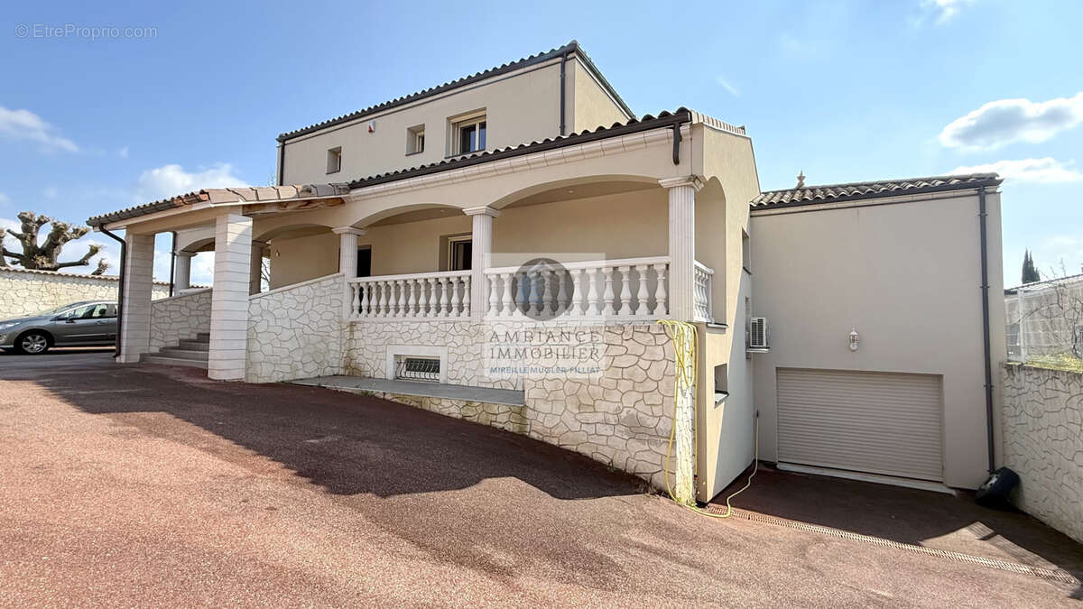 Maison à BOURG-LES-VALENCE