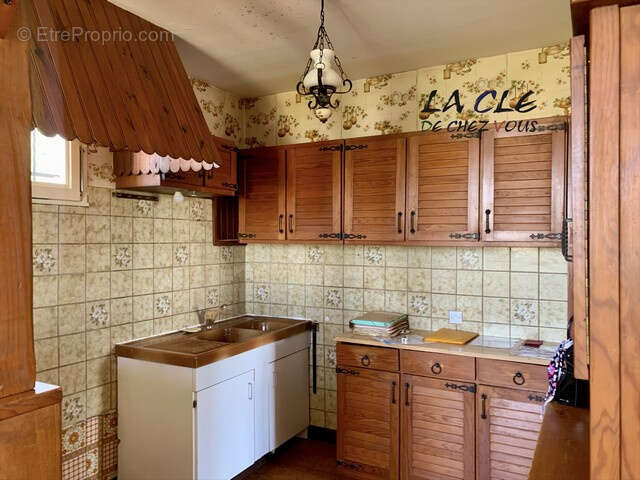 Maison 94 m² à Benet  - photo 2