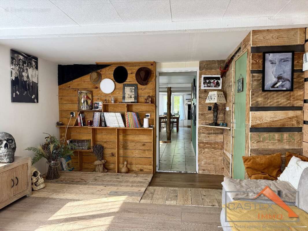 EXCLUSIVITÉ  Maison plain-pied grand hangar  1500 m² de terrain - photo 2