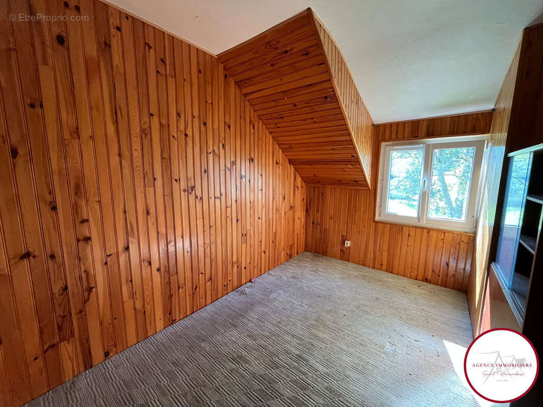 Maison à SAINT-AMAND-MONTROND