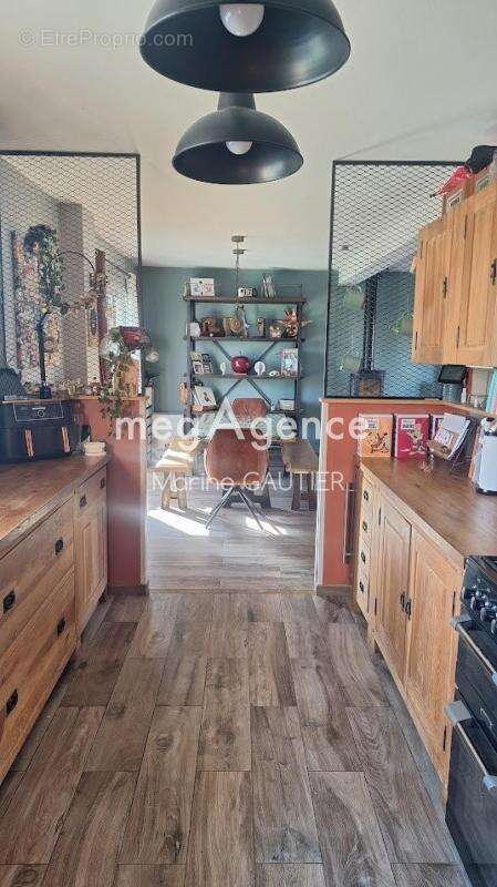 Maison à SAINT-MELOIR-DES-ONDES