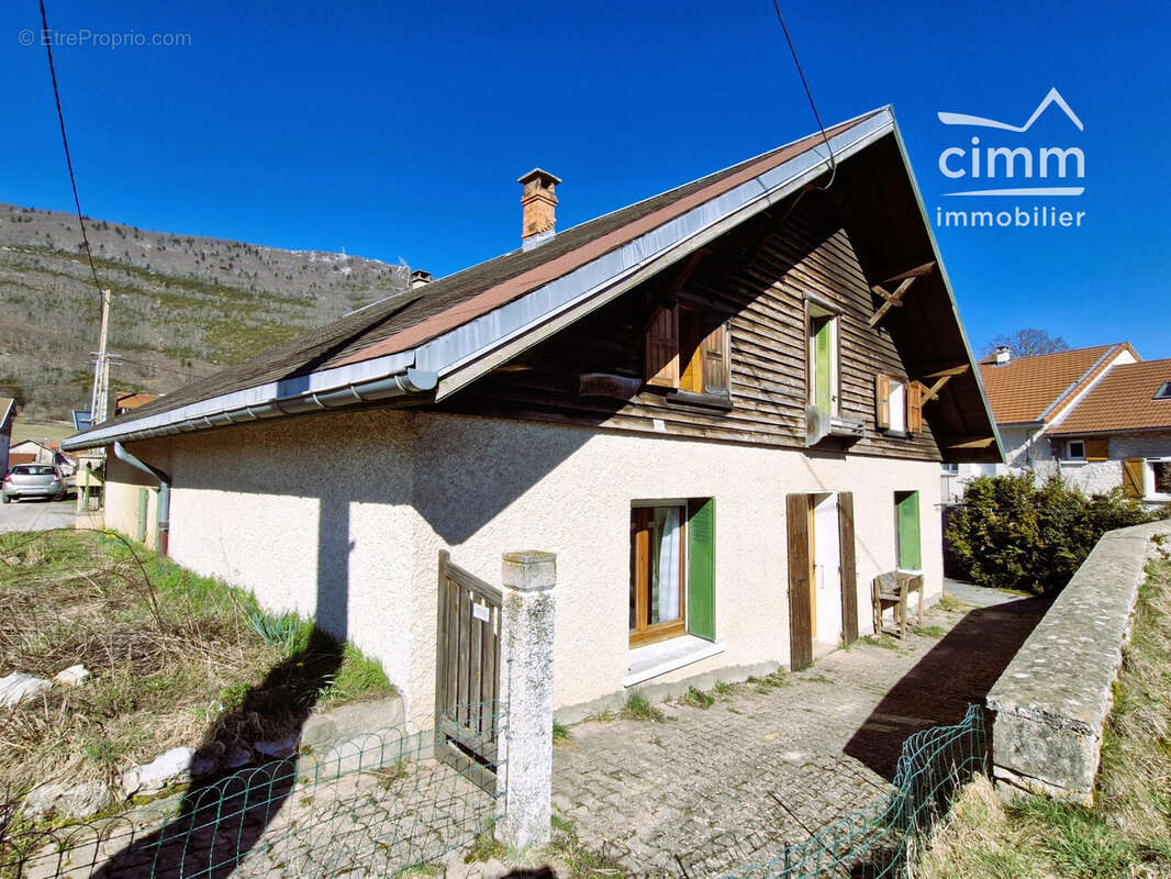 Maison à VASSIEUX-EN-VERCORS