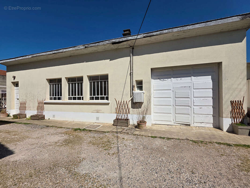 Maison à ROMANS-SUR-ISERE