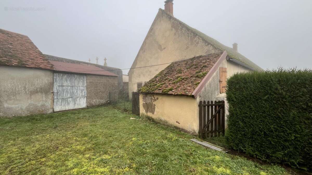 Maison à SAVILLY