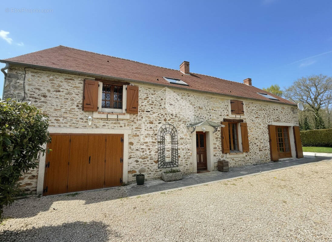 Maison à SAINT-OUEN-EN-BRIE
