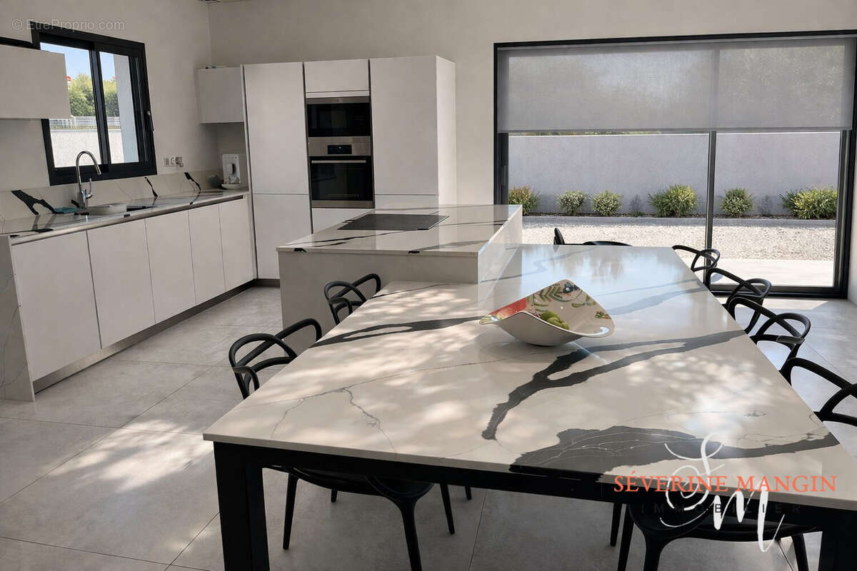 Maison à BOURG-DE-PEAGE