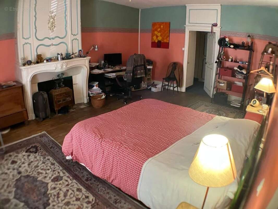 Maison à MONTMORILLON