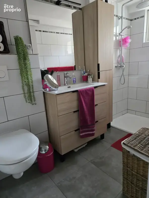 Maison en parfait etat avec terrasse - photo 5