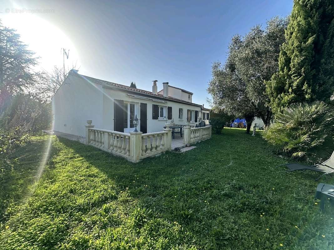 Maison à SAINT-SULPICE-DE-ROYAN