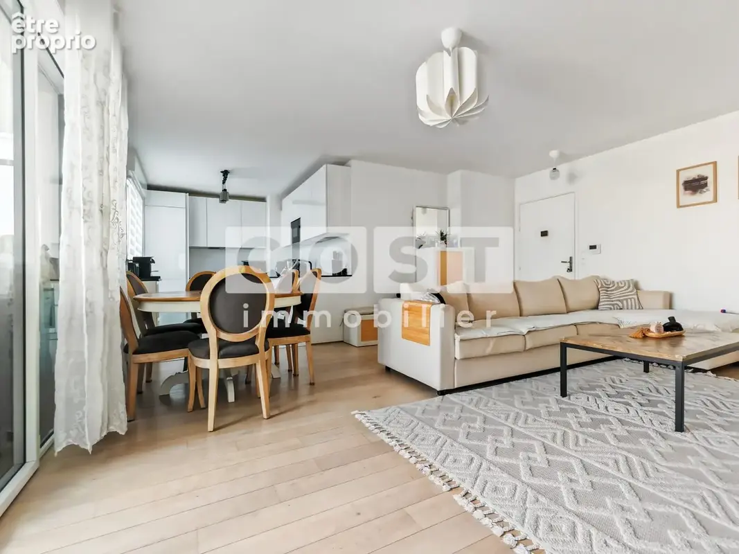 Appartement 4 pièces 82 m² à vendre à Colombes (92700) - photo 2