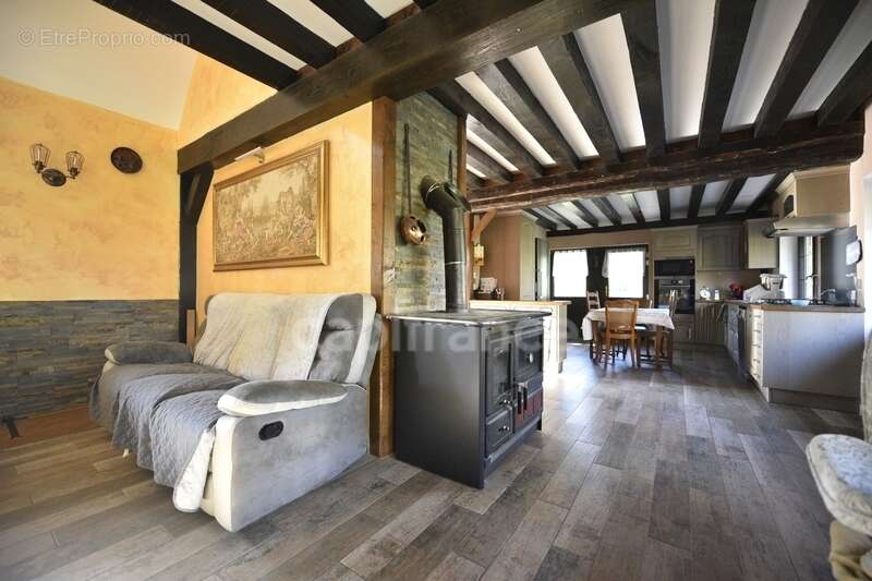 Maison à BONNIERES-SUR-SEINE