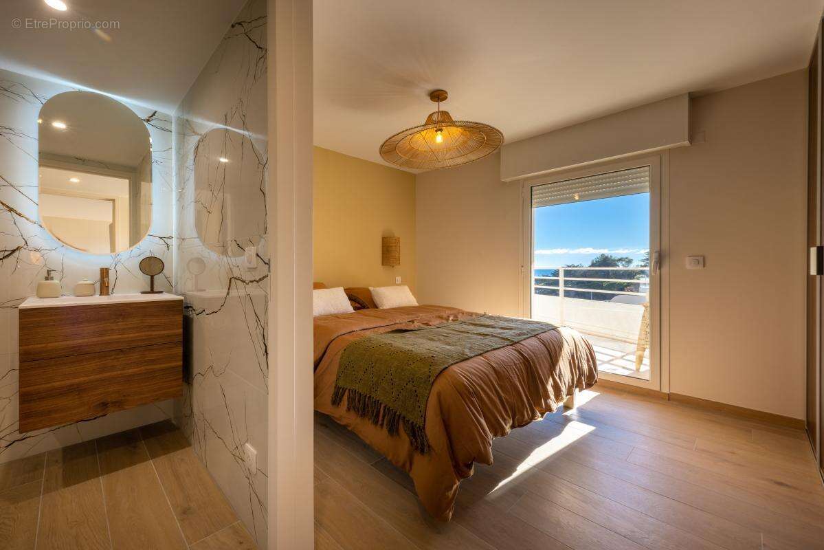 Appartement à SAINT-RAPHAEL