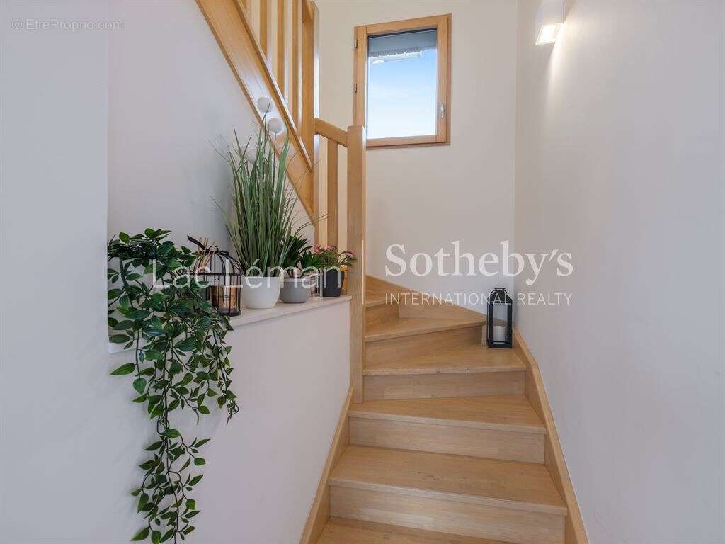 Villa recente messery - photo 13