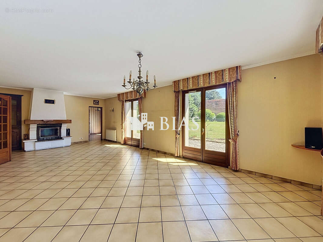 Maison 225 m² à Daubeuf-La-Campagne  - photo 5