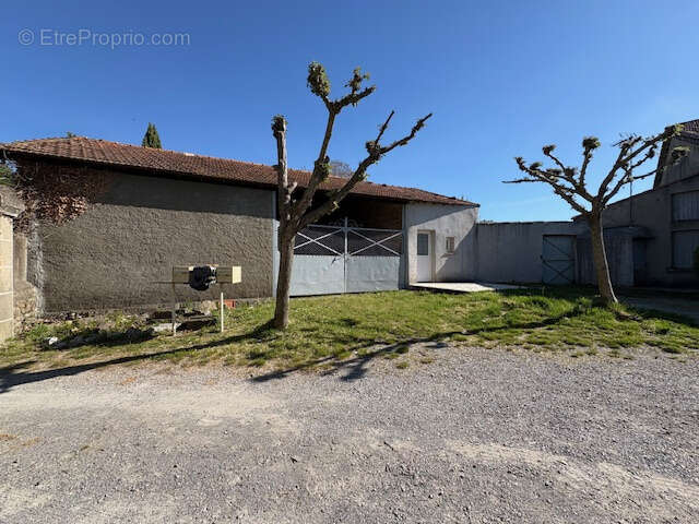 Appartement à SAINT-CHRISTOL-LES-ALES