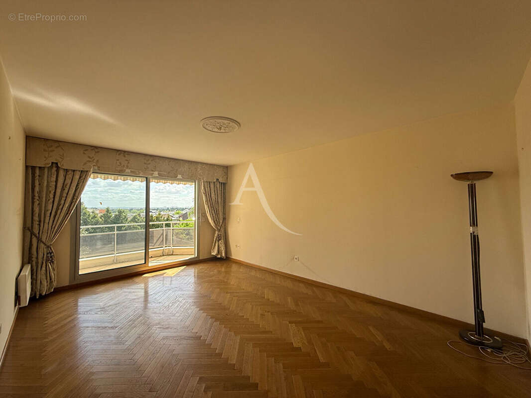 Appartement à NOGENT-SUR-MARNE
