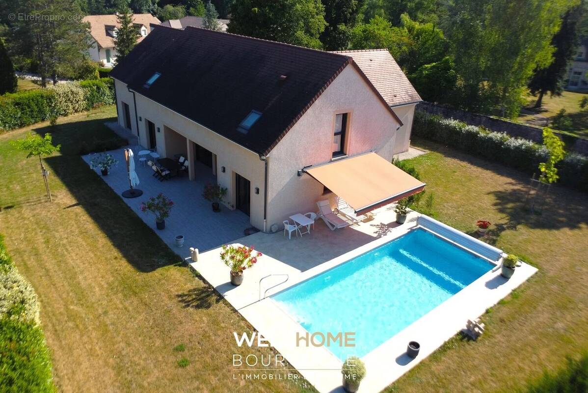 Maison à DRACY-LE-FORT