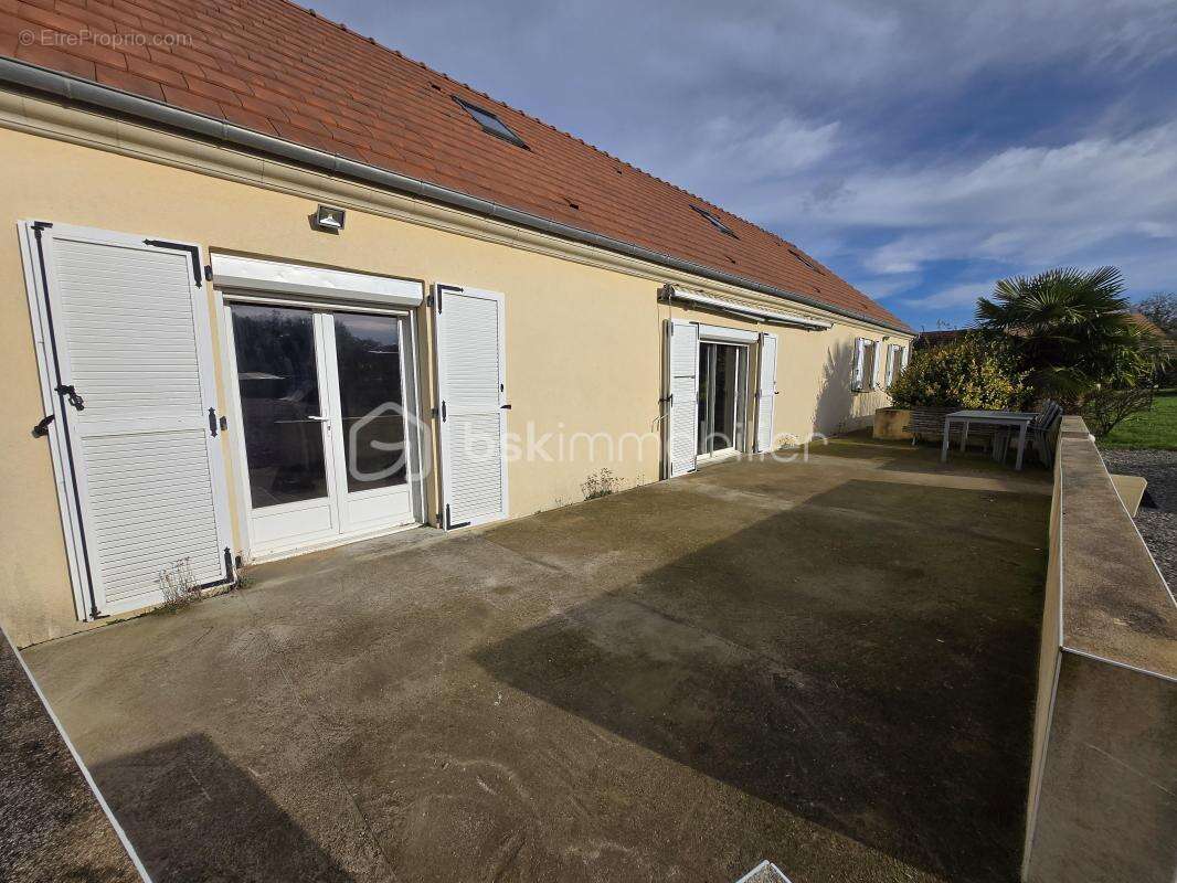 Maison à GERMIGNY-SUR-LOIRE