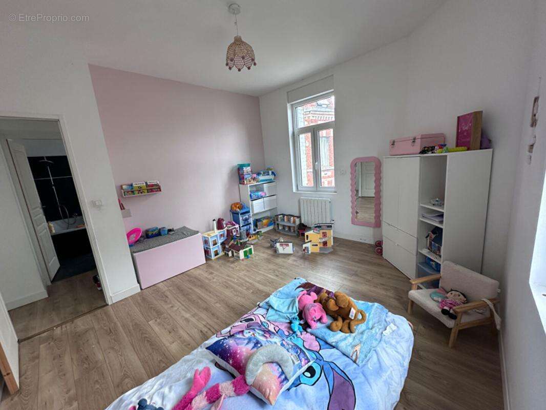 Maison 140 m²  - Centre-ville Hénin-Beaumont - 3 chambres + cour - photo 13