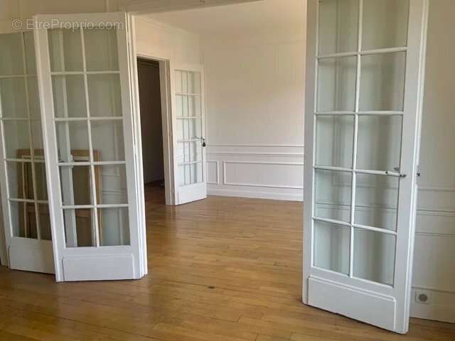Appartement à PARIS-12E