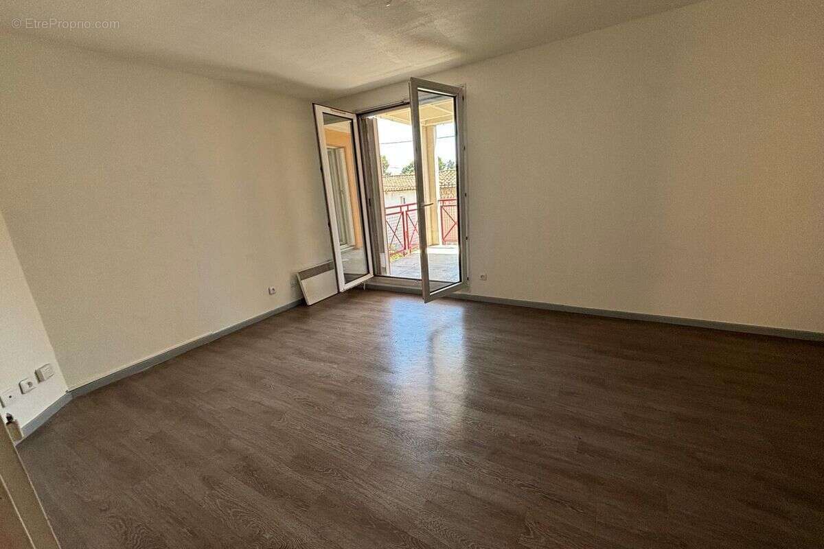 Résidence « LES LOGIS DE GRIGNAN » - T3 N°E006400104L - photo 9