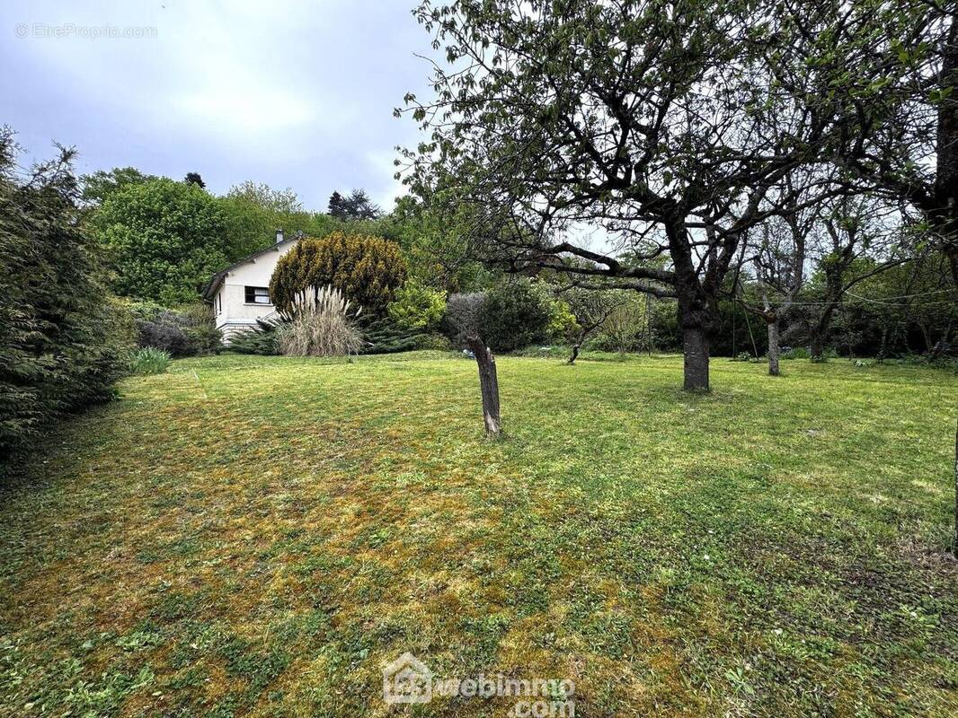 Sortons découvrir le jardin exposé SUD... - Maison à VILLABE