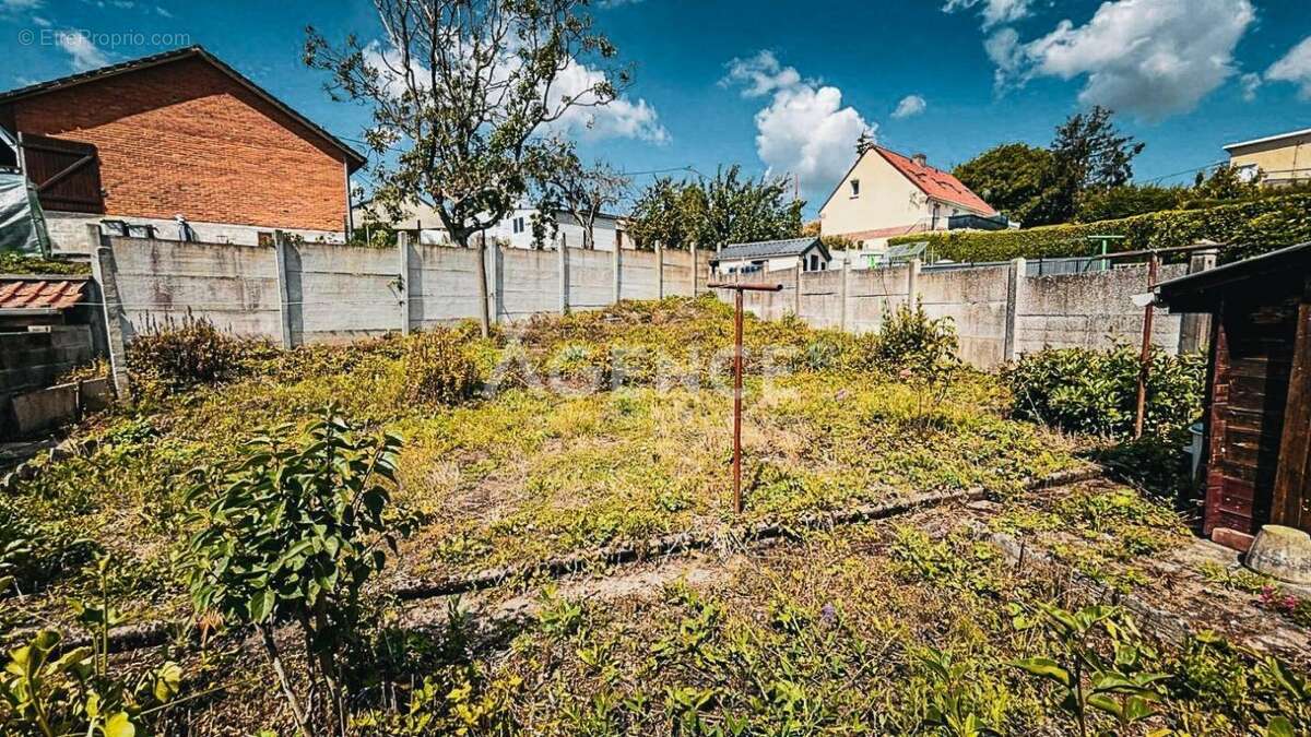 Maison à EPERLECQUES