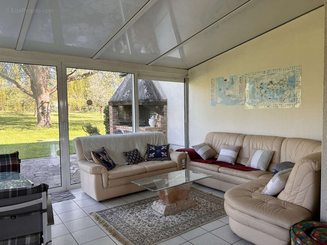 Maison à SENNEVIERES