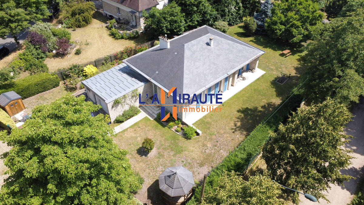 Maison à MAISONS-LAFFITTE