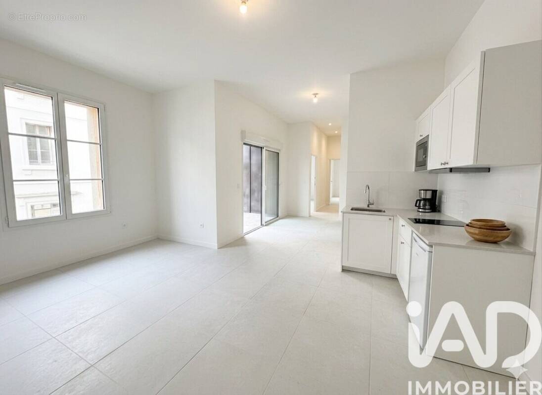 Photo 1 - Appartement à VALERGUES