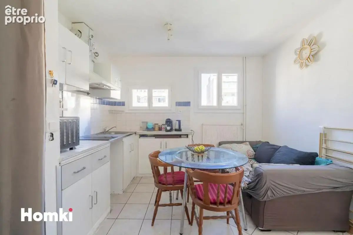 Appartement T2 de 25 m² à Marseille 13007, Rue Rigord - photo 2