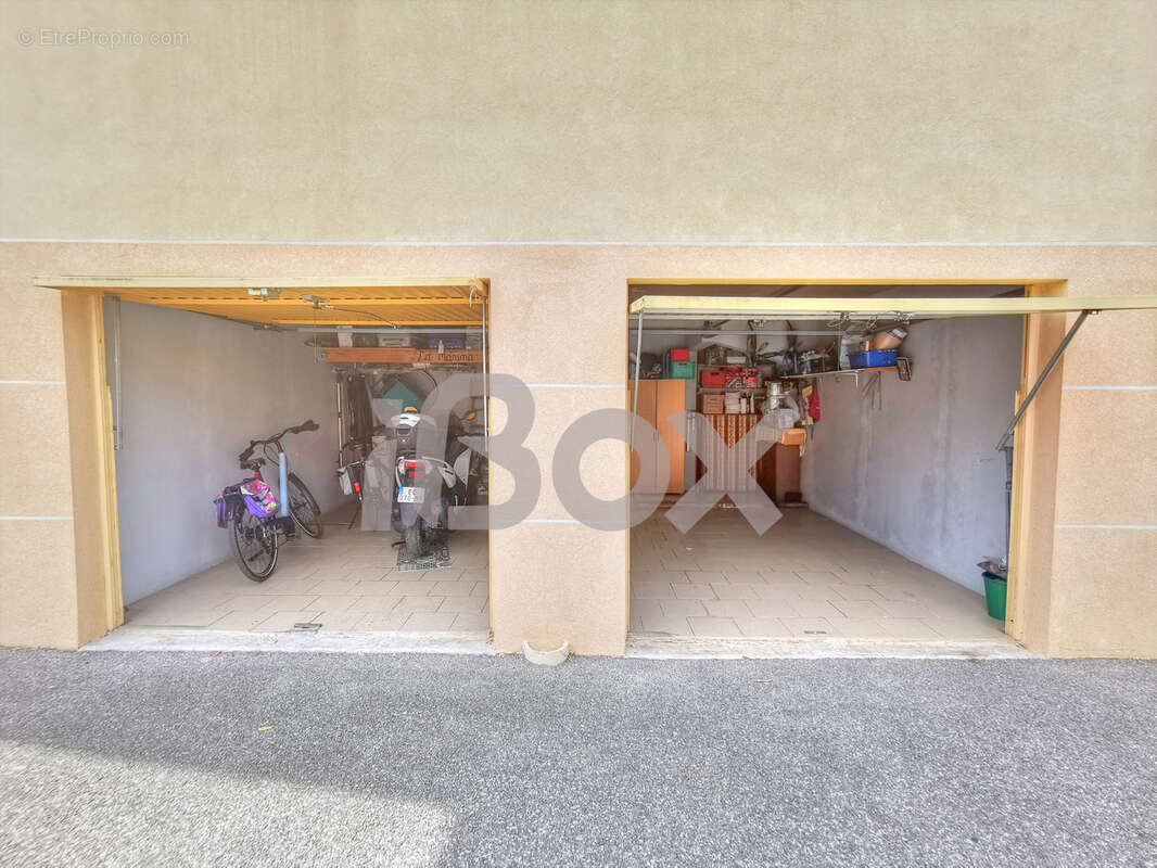Appartement à SOLLIES-PONT