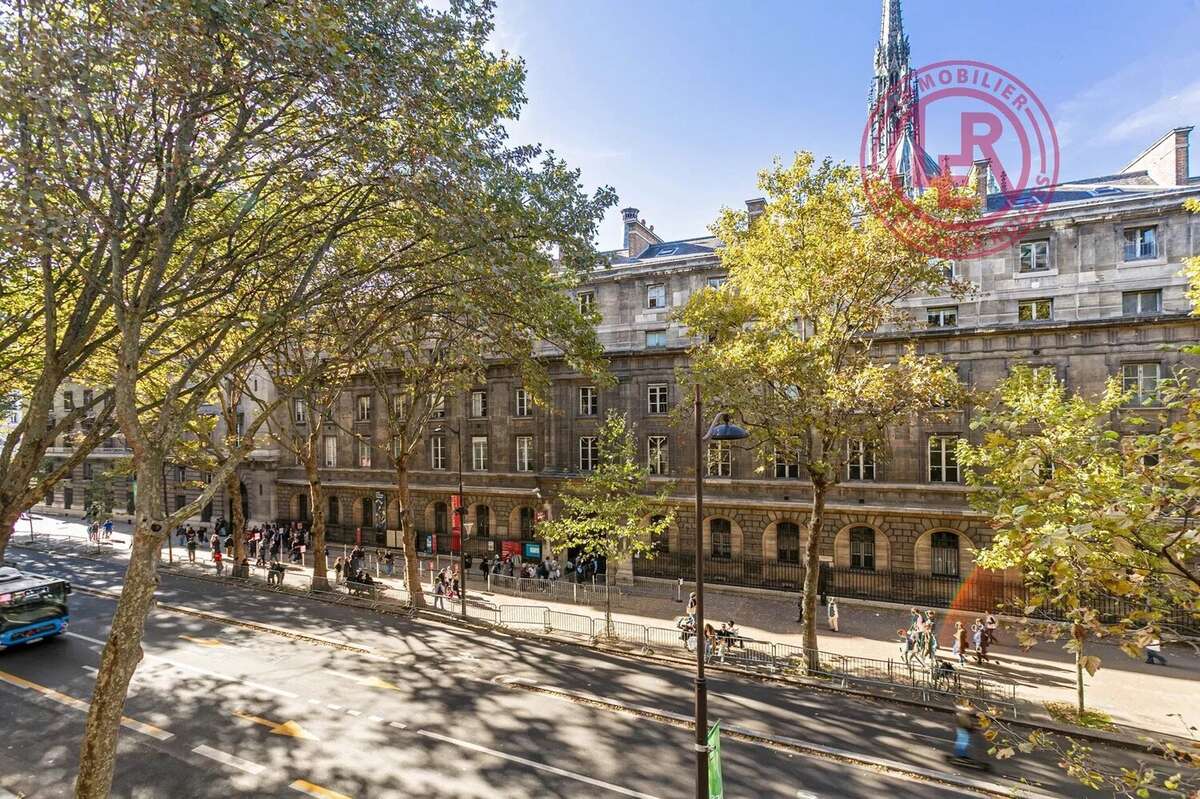 Appartement à PARIS-4E