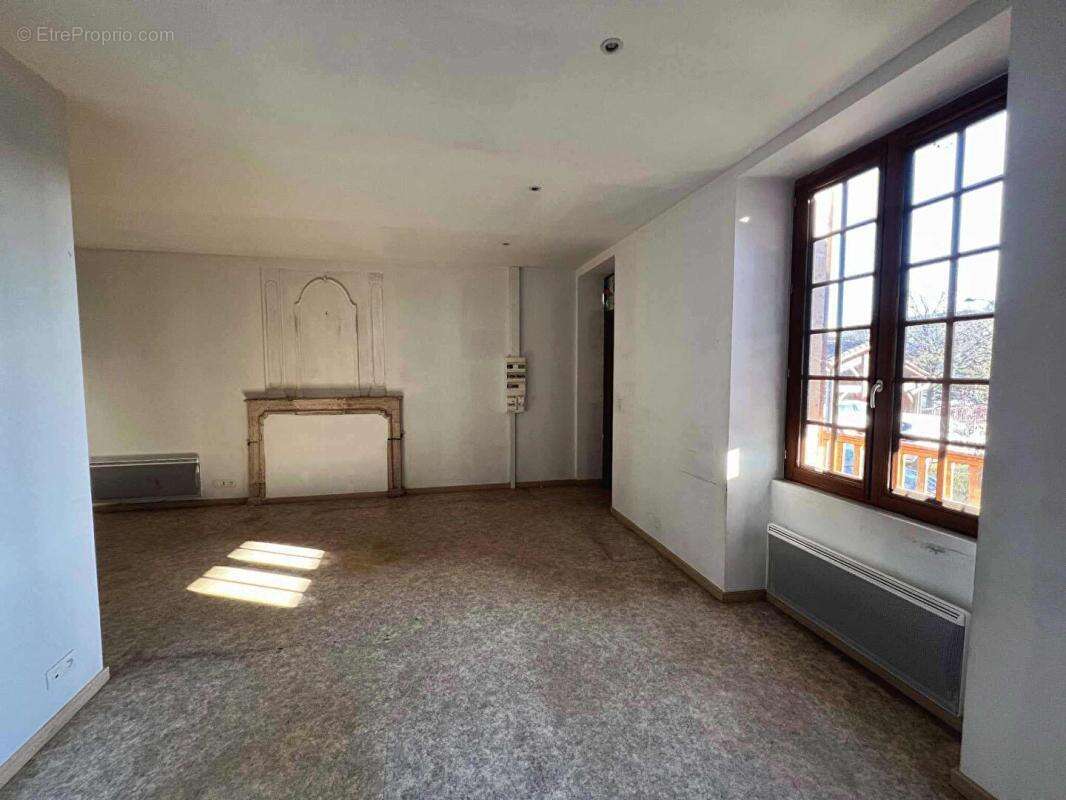 Immeuble Nontron 315 m2 - photo 10