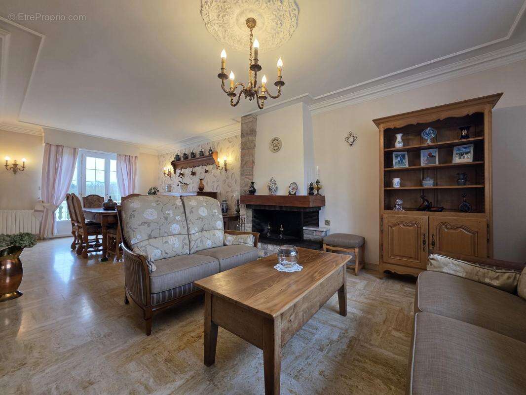 Maison à LE CATEAU-CAMBRESIS