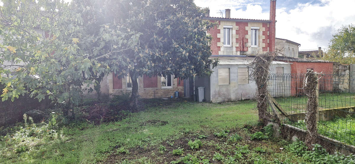 Maison à ARCINS