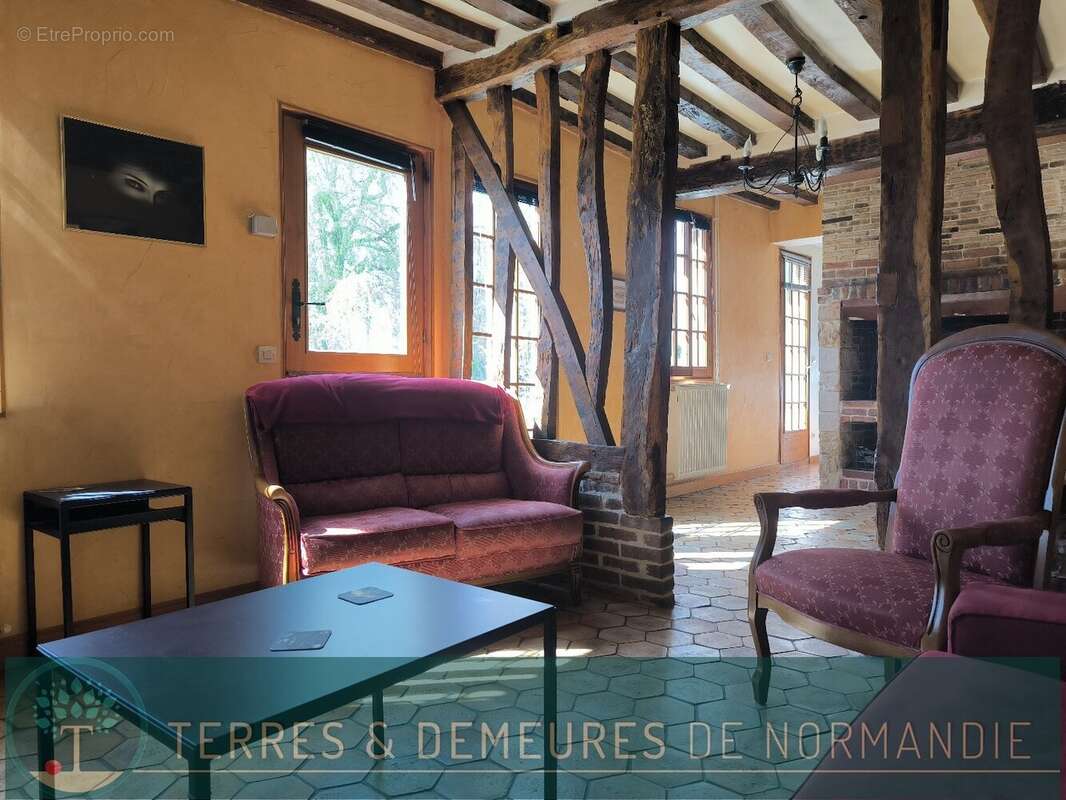Maison à CORMEILLES