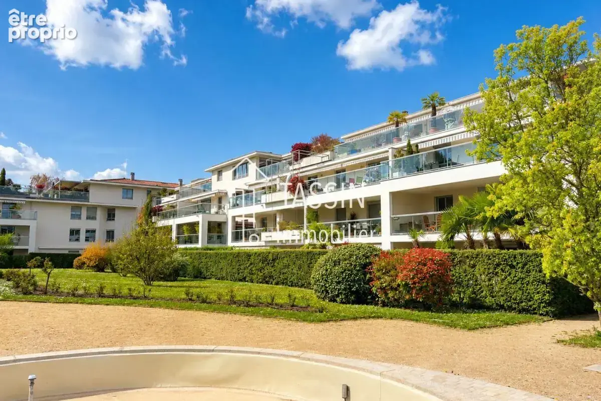 Appartement à TASSIN-LA-DEMI-LUNE