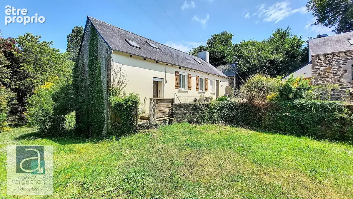 EXCLUSIVITE Cadre exceptionnel en bordure de rivière, dépendances - photo 2